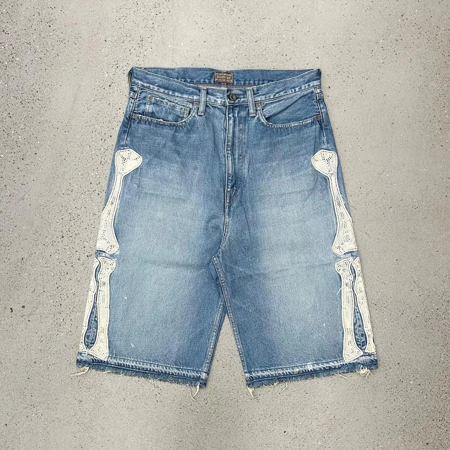 2026 American New Geometric Cherry Blossom Embroidery Wash Jeans Shorts Women Y2K Gothic Hip Hop Popular Casual Joker Shorts